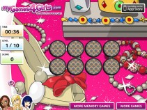 Memory z biżuterią