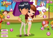 Mlodzi zakochani w parku